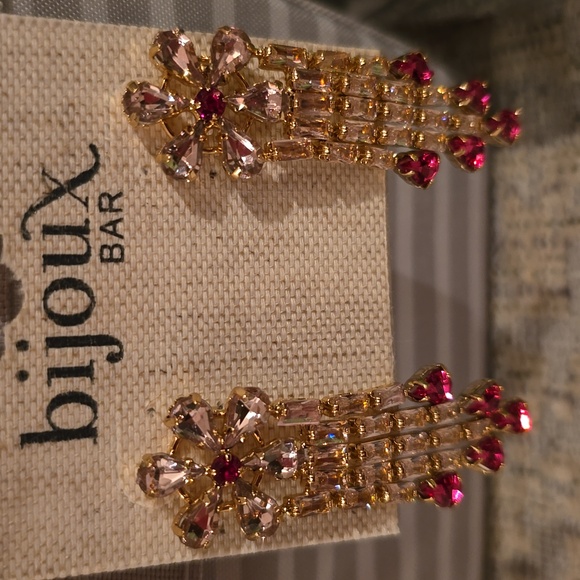 BIJOUX BRAND WOMEN'S POST DANGLING ROSE GOLD AND PINK CRYSTAL FASHION EARRINGS - Picture 1 of 11